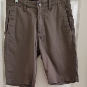 Volco. Mens Flat Front Chino Shorts Sz 28
